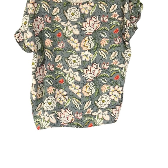 LOFT Gray and Green Blouse with Elegant Design - Picture 3 of 10